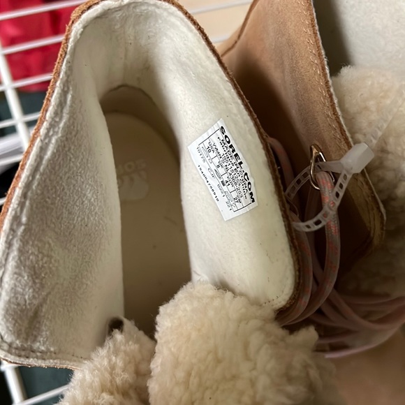 SOREL WOMEN'S JOAN OF ARCTIC™ WEDGE III LACE COZY BOOTIE - Picture 16 of 16